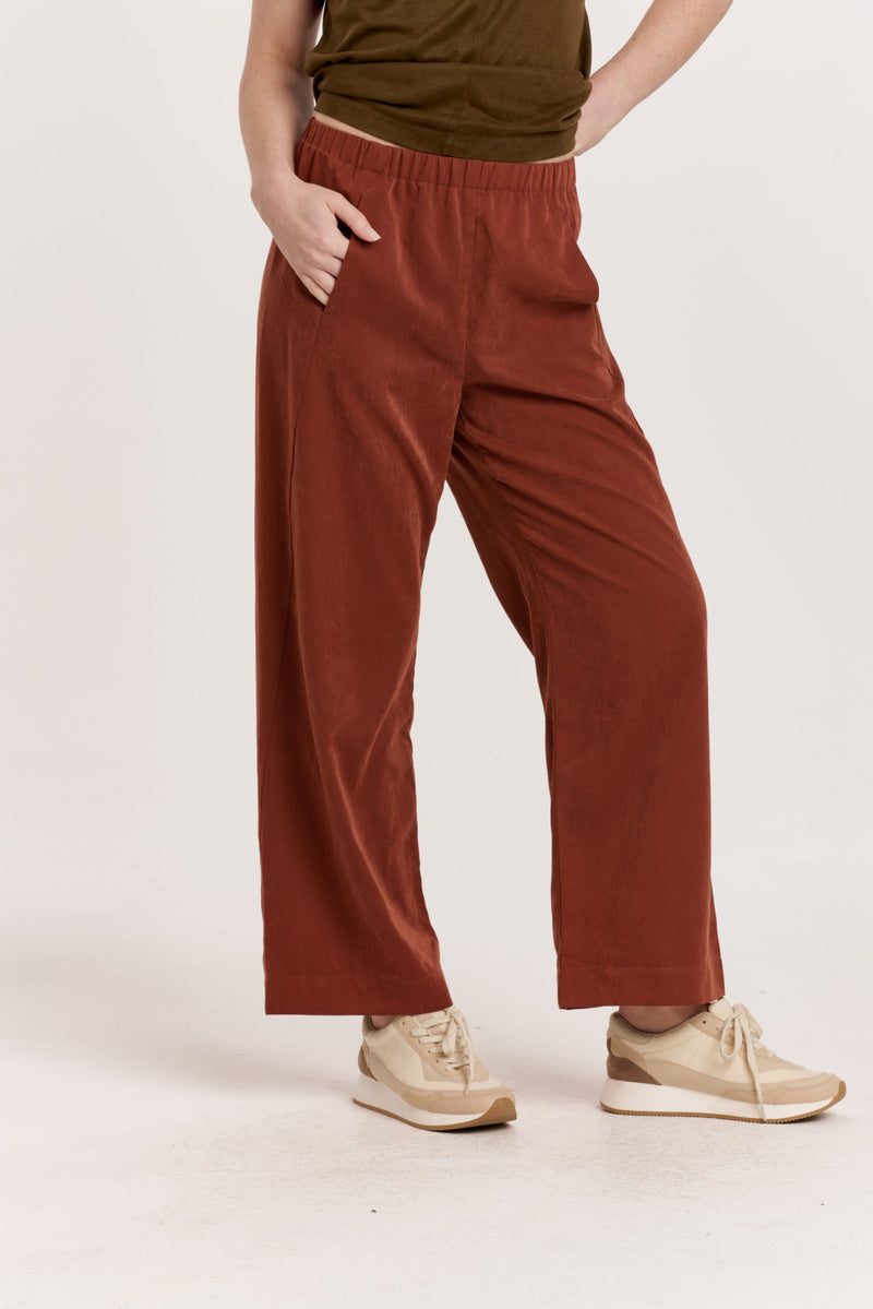 paris-lounge-pants-mahogany-nylon