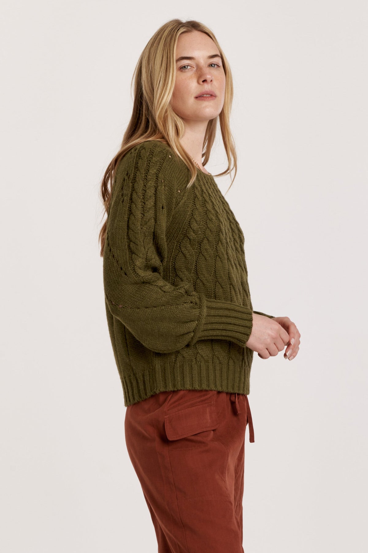 paulette-wide-neck-cable-detail-sweater-vineyard