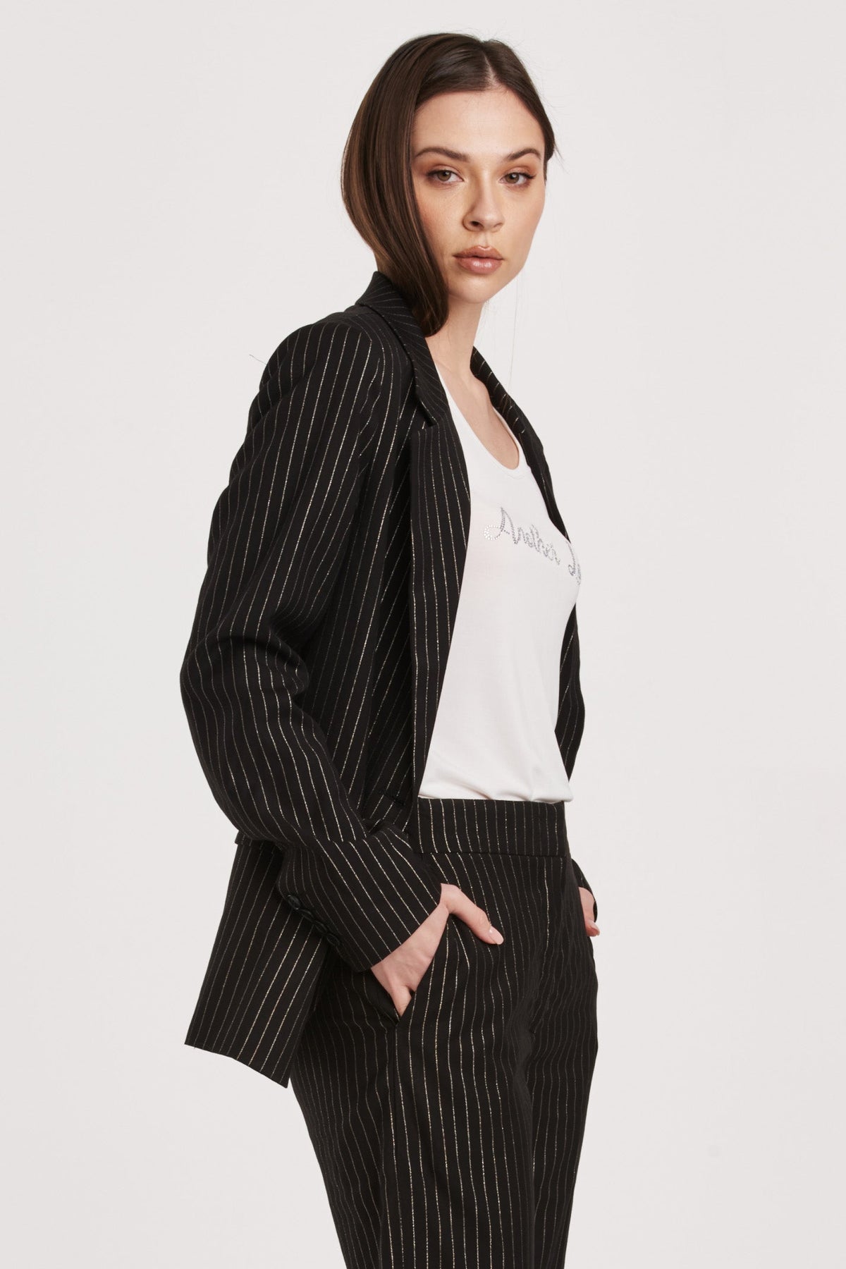 baylor-notch-collar-long-sleeve-pinstripe-blazer-blacksilver