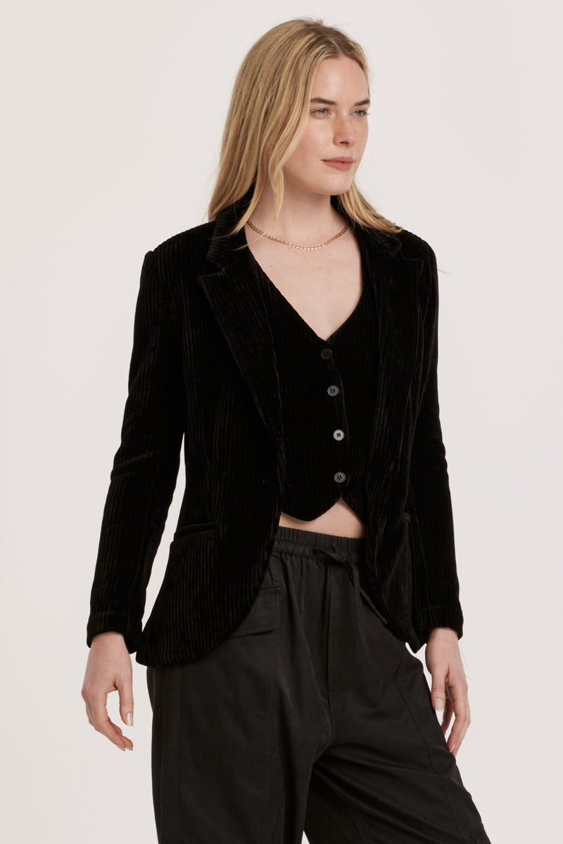 aaliyah-welt-pocket-blazer-black-chenille