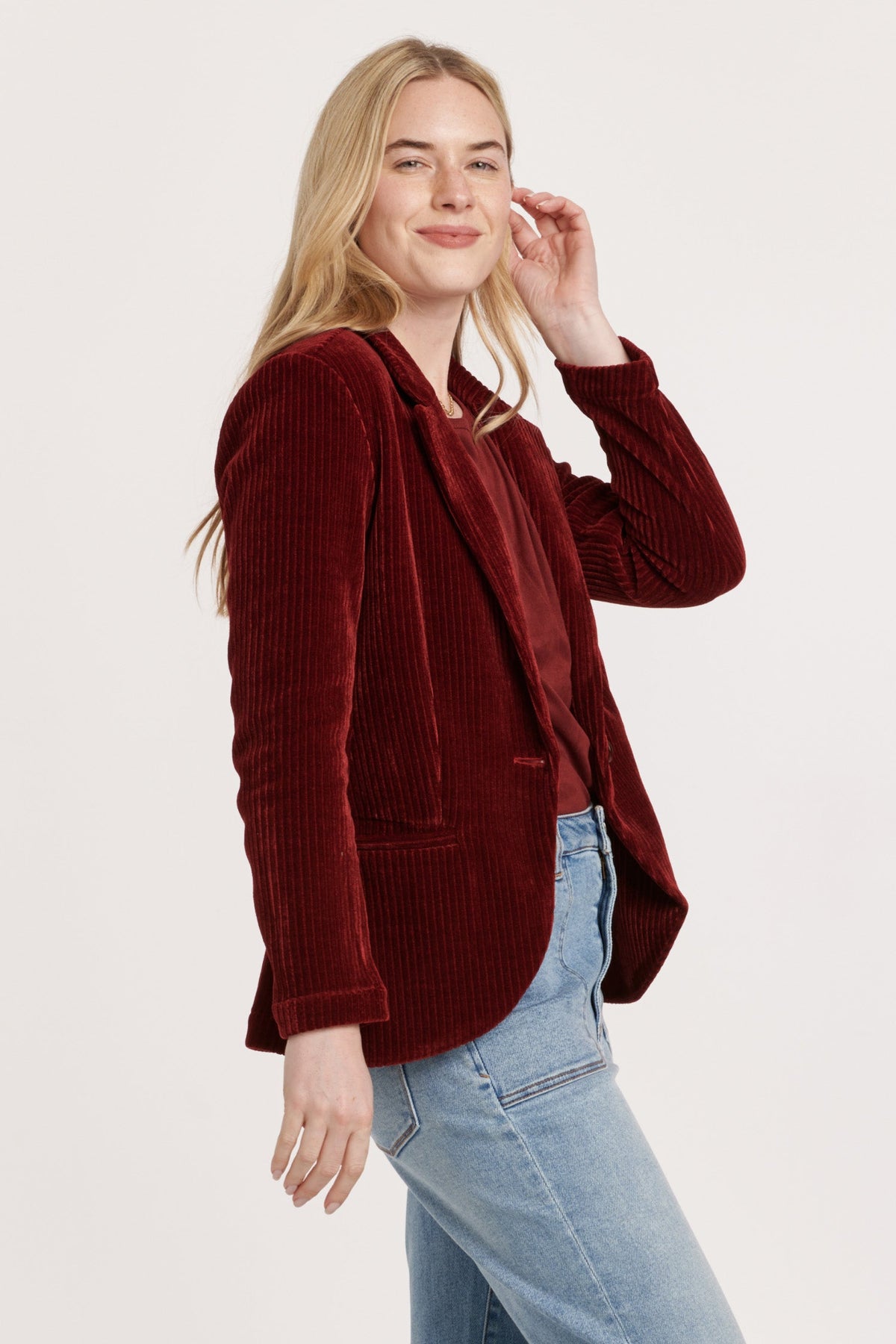 aaliyah-welt-pocket-blazer-compote-chenille