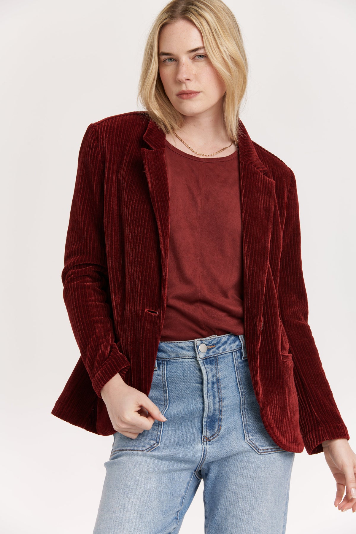 aaliyah-welt-pocket-blazer-compote-chenille