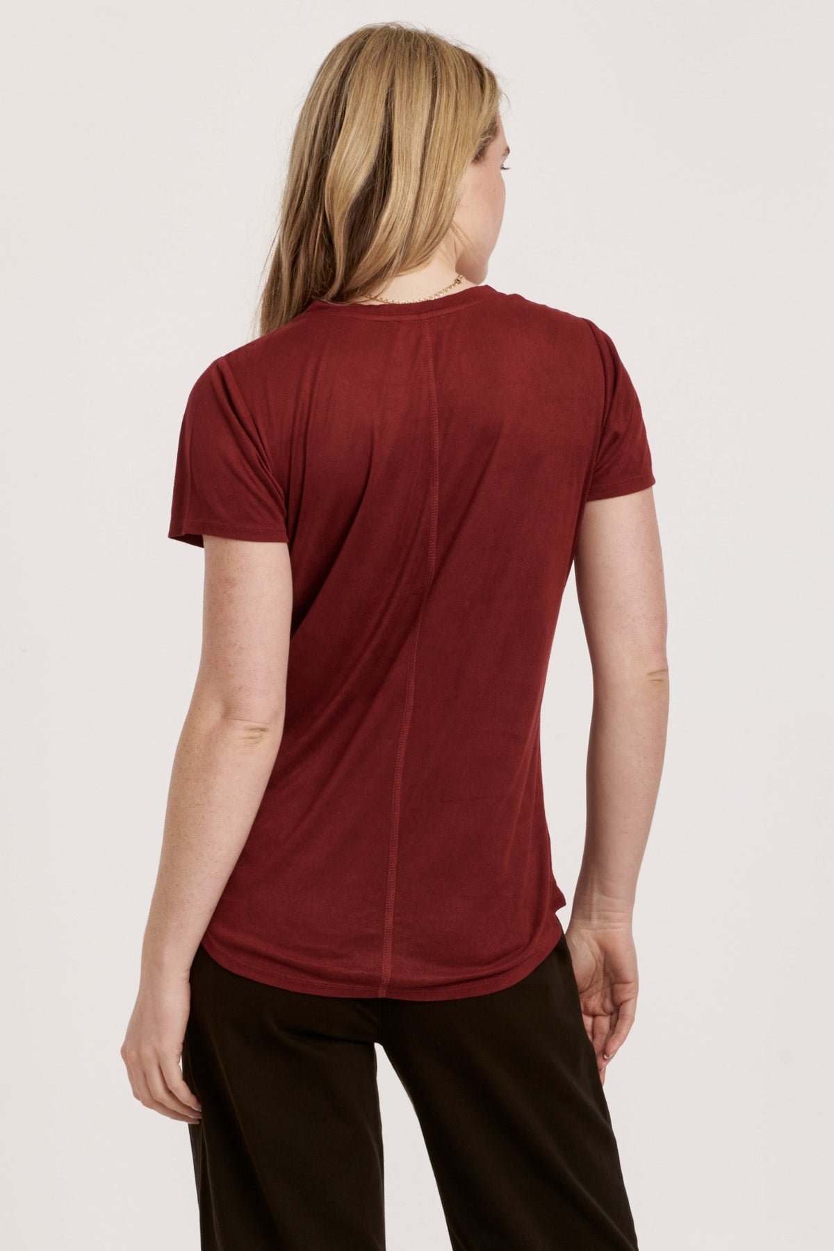 phoenix-suede-vneck-pocket-tee-compote