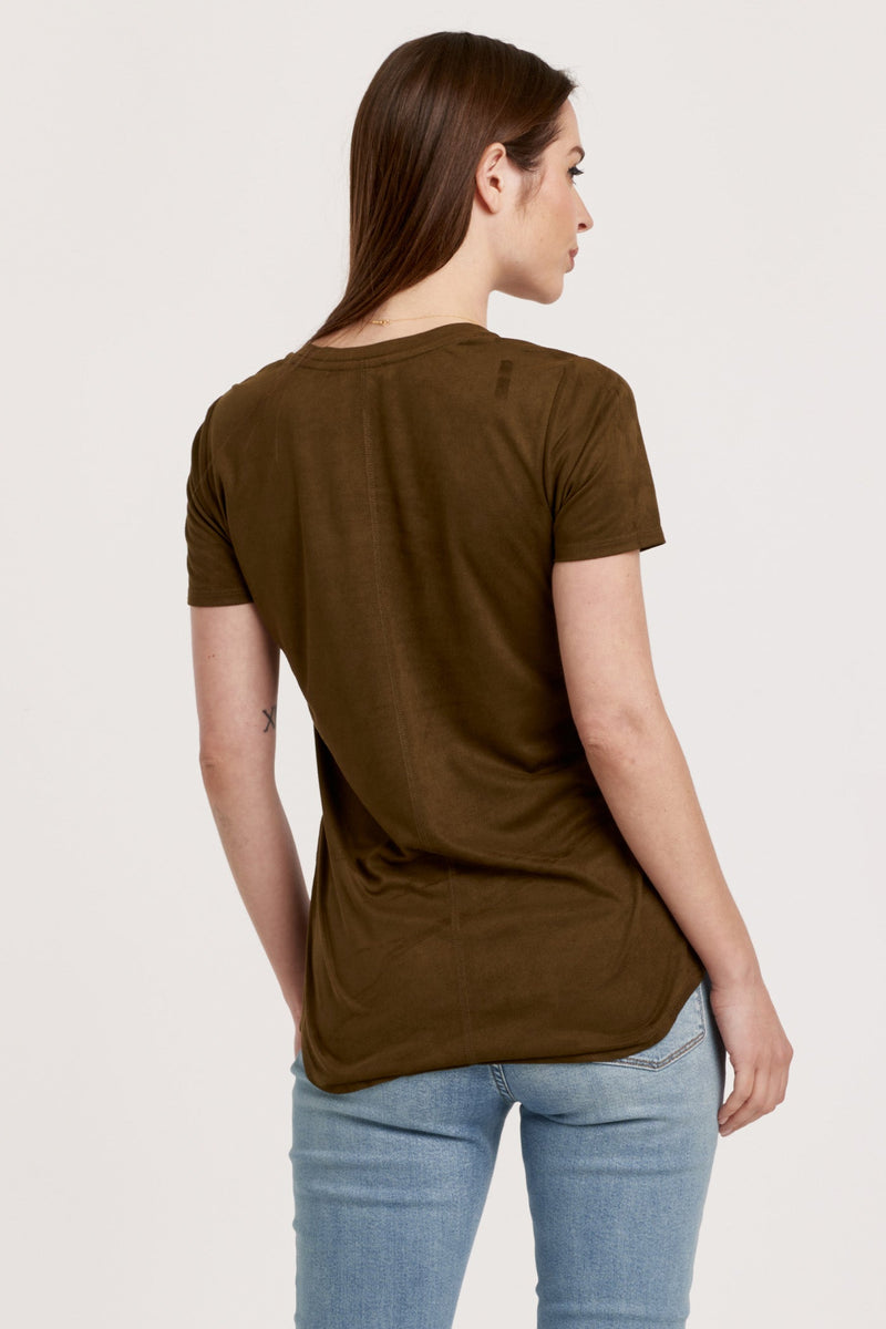 phoenix-suede-vneck-pocket-tee-vineyard