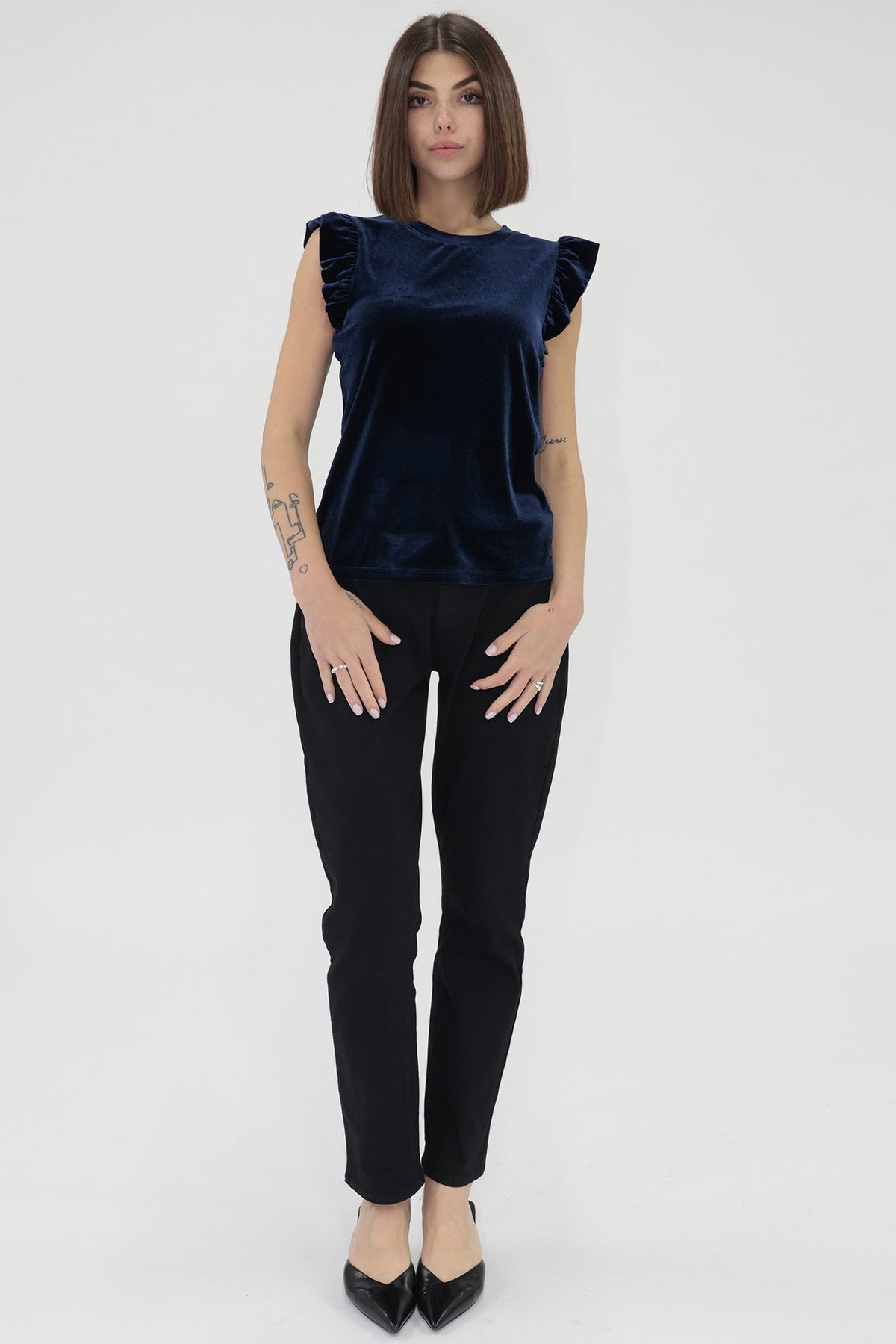 north-top-velvet-2025