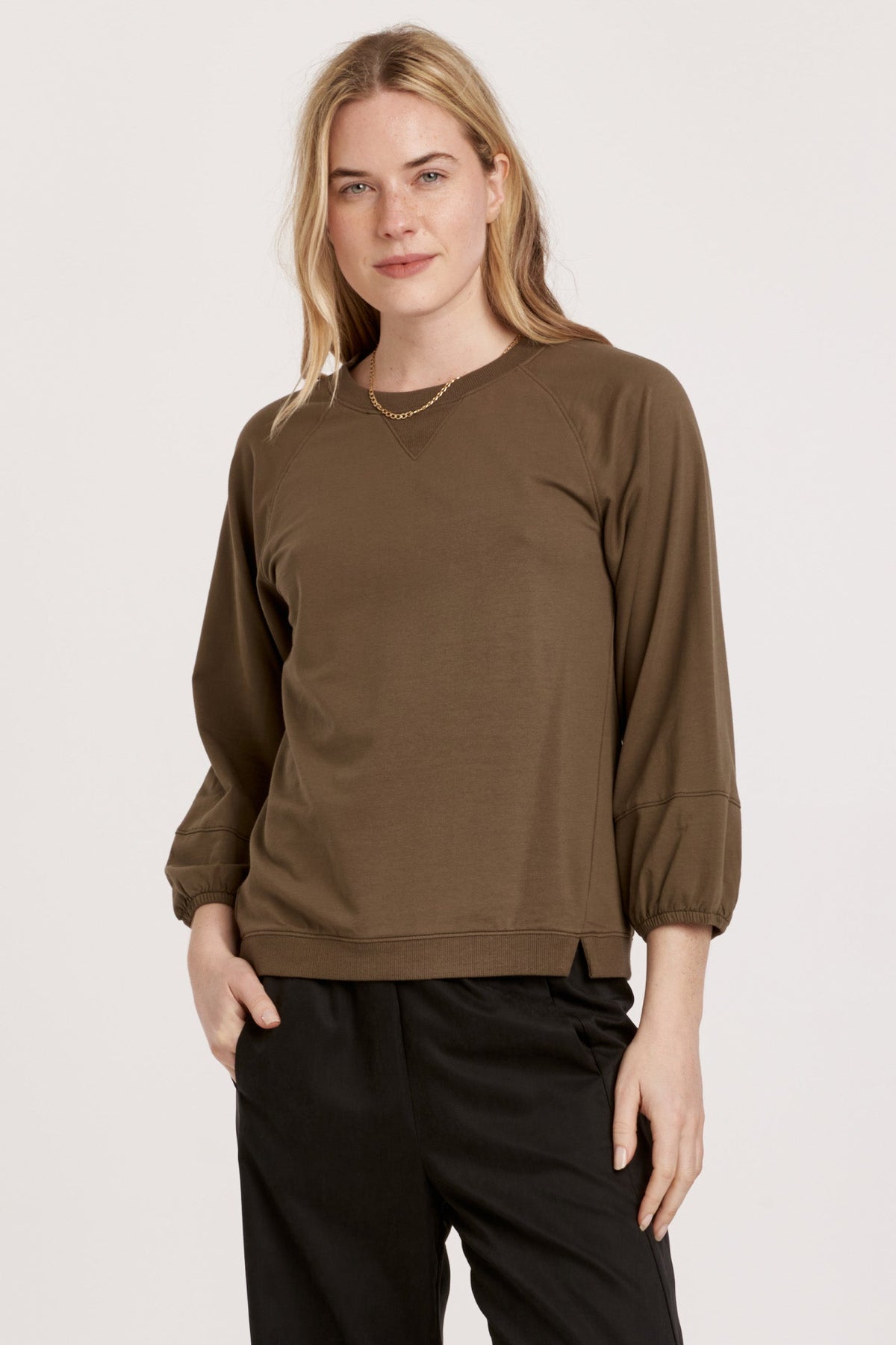 bryce-bell-long-sleeve-sweatshirt-vineyard-terry