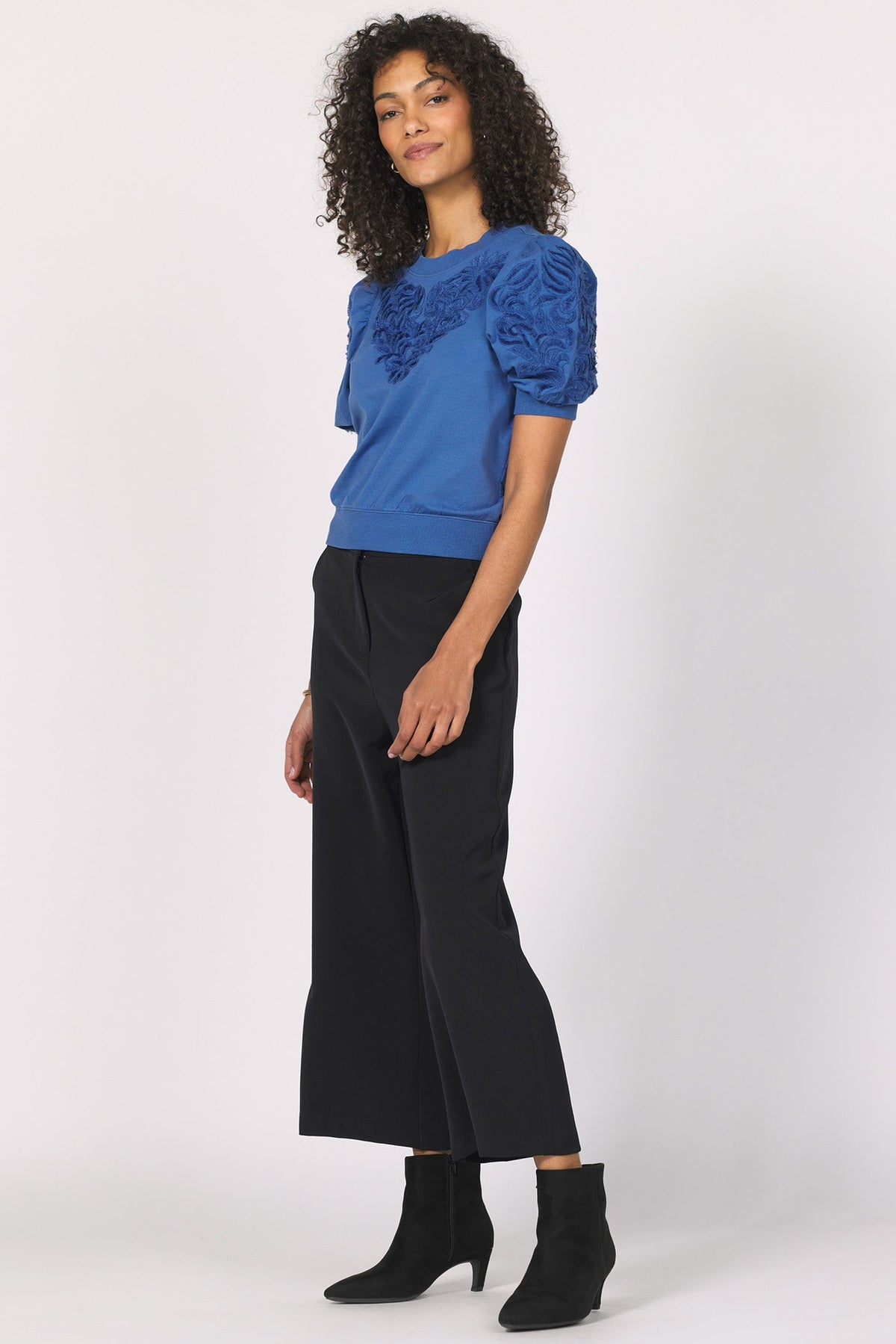 galaxy-blue-VCKN1719GXB-2