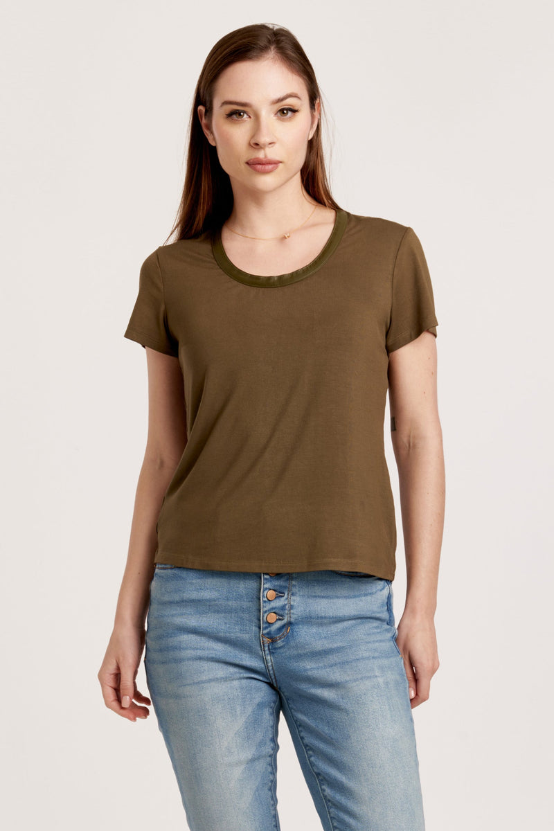 miranda-scoop-neck-top-w/pleather-band-vineyard