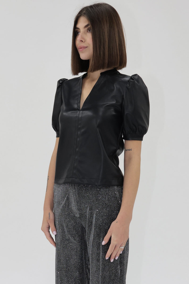 kalia-top-vegan-leather-2025