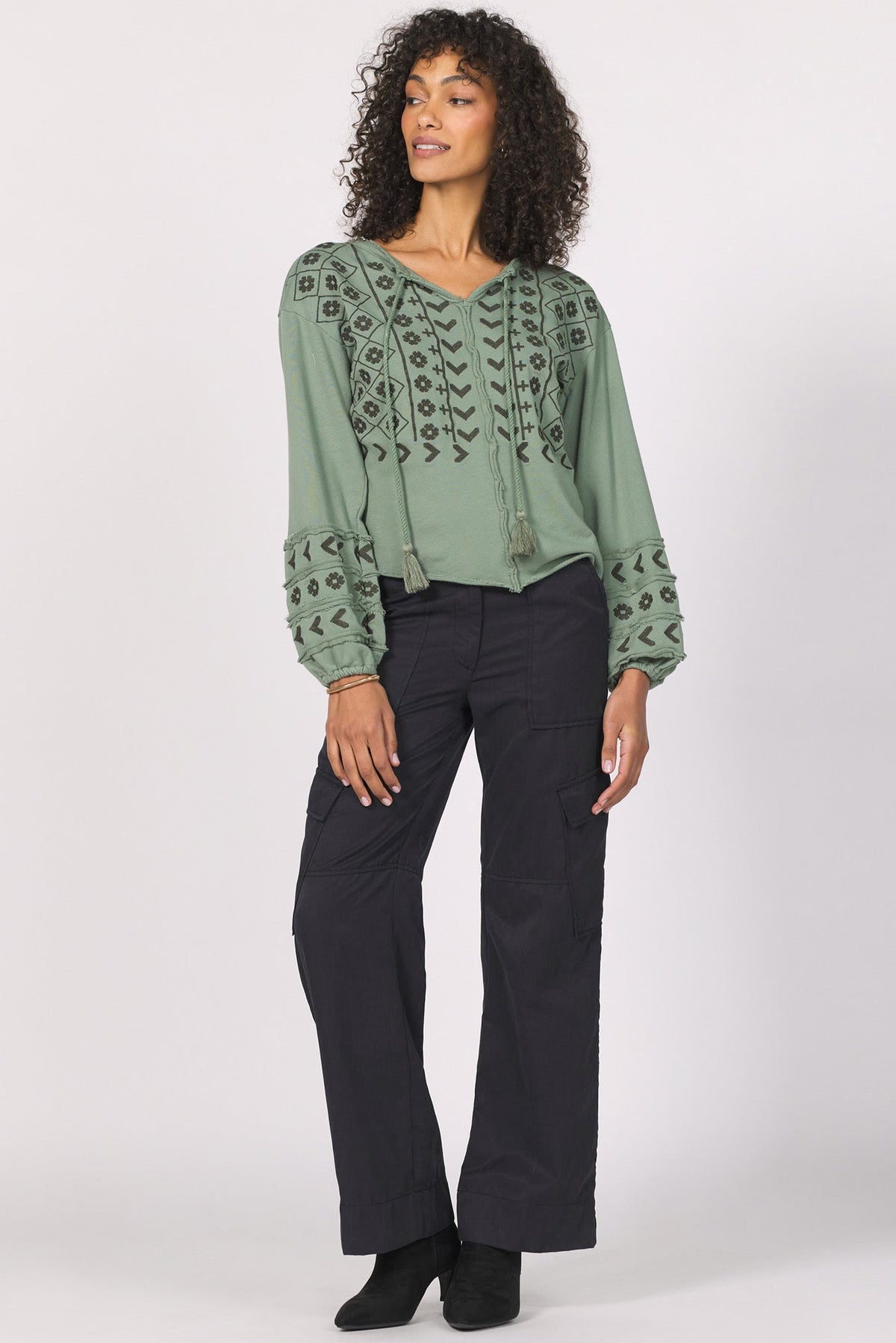 gilly-novelty-top-slate-green
