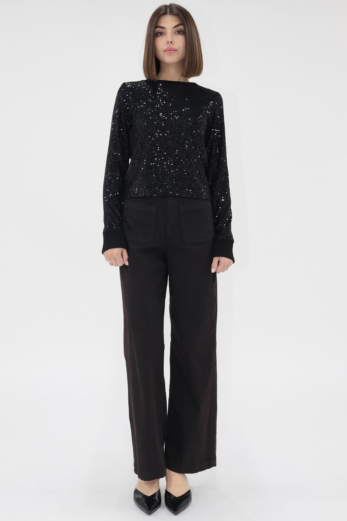 nessa-top-2025-sequin