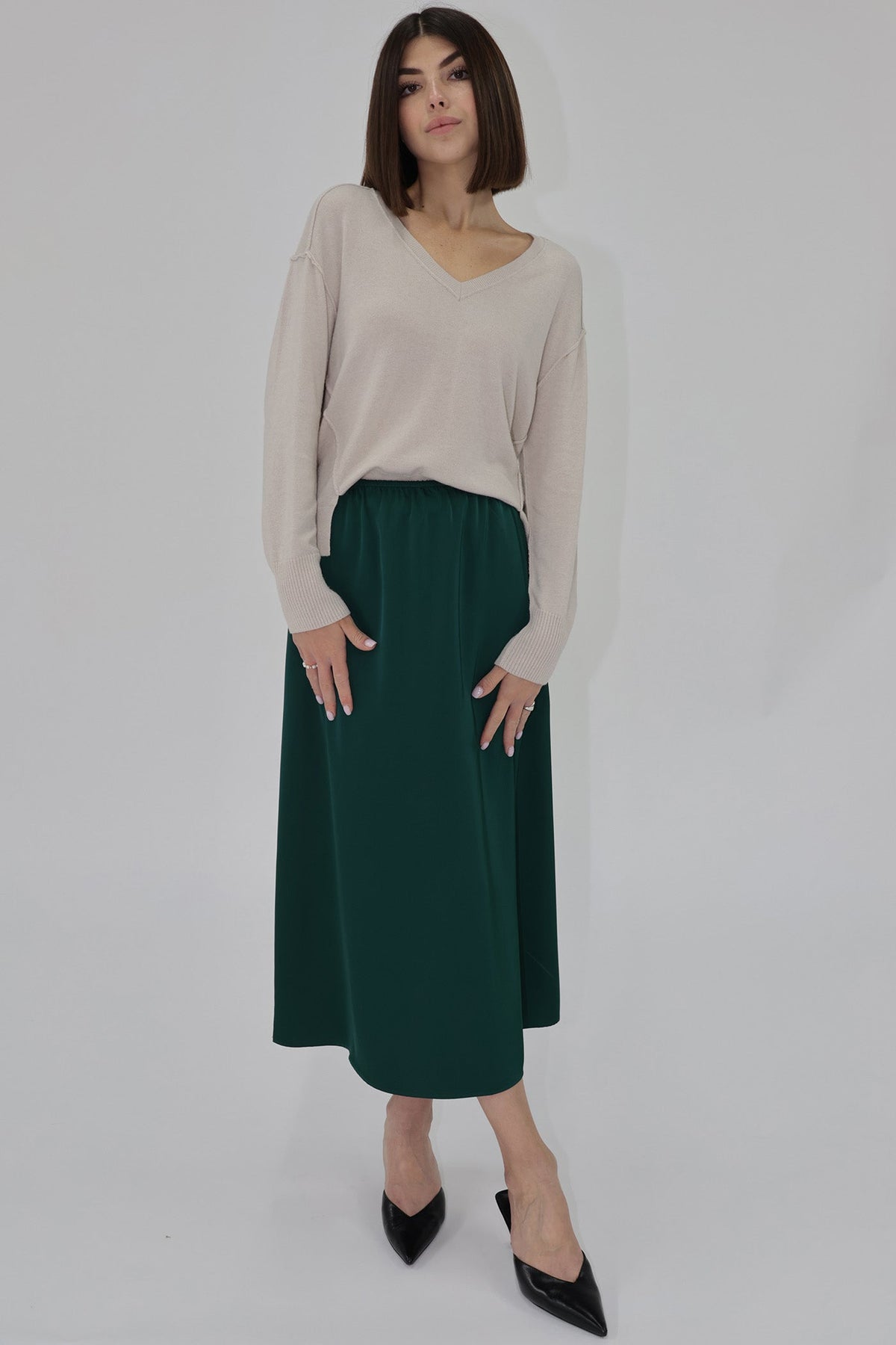 liya-skirt-2025-satin