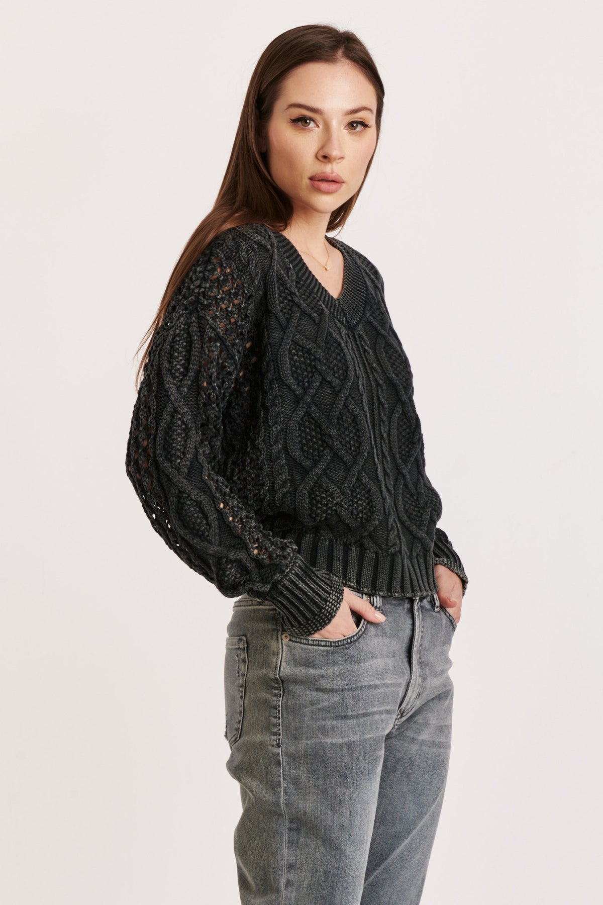 claudia-vintage-washed-sweater-black-acid-wash