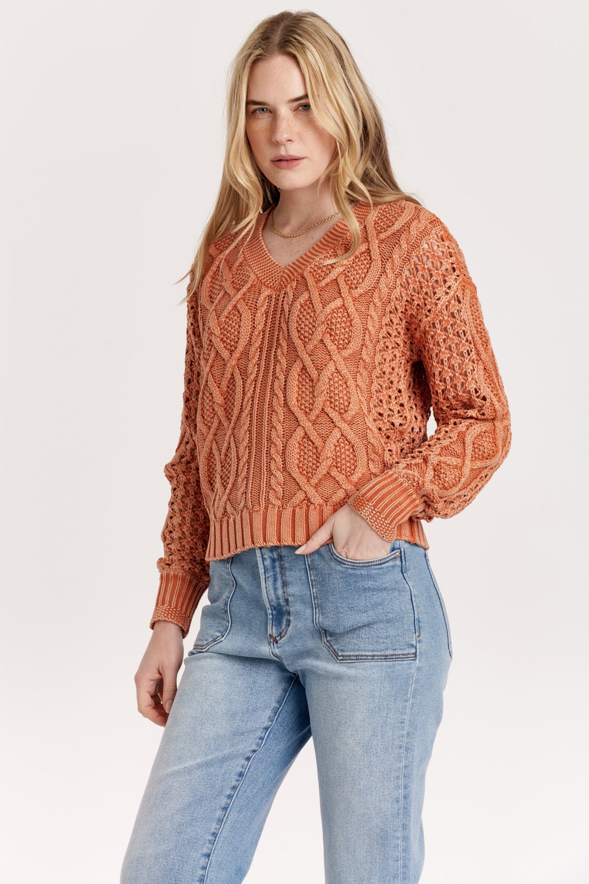 claudia-vintage-washed-sweater-pumpkin-acid-wash