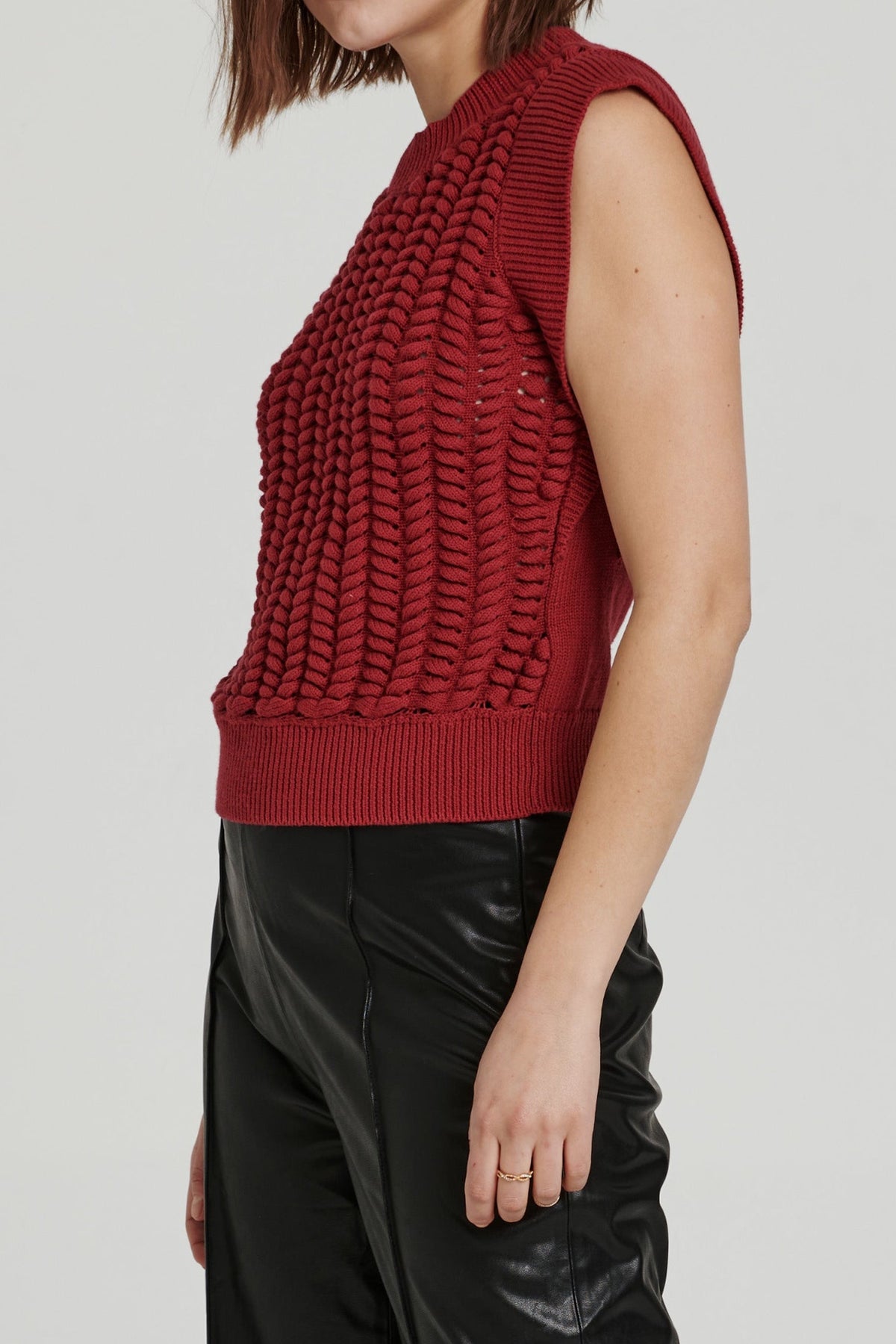 keeley-mock-neck-sweater-vest-vino