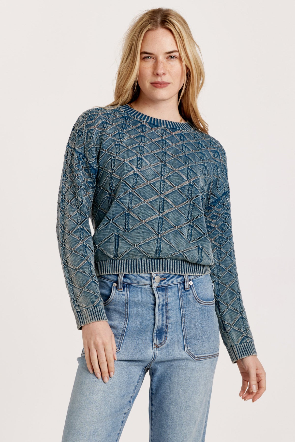 colette-vintage-washed-sweater-empress-teal-acid-wash