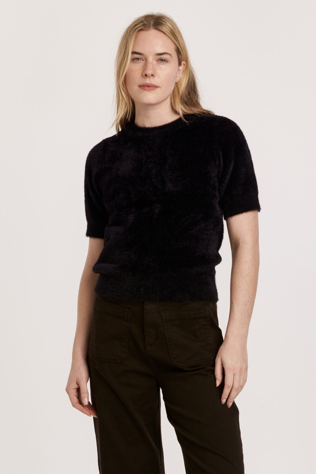 susie-short-sleeve-crew-neck-sweater-black