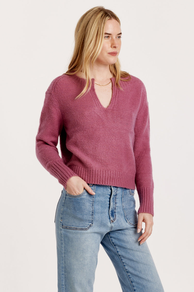 coraline-notched-round-neck-sweater-woodrose