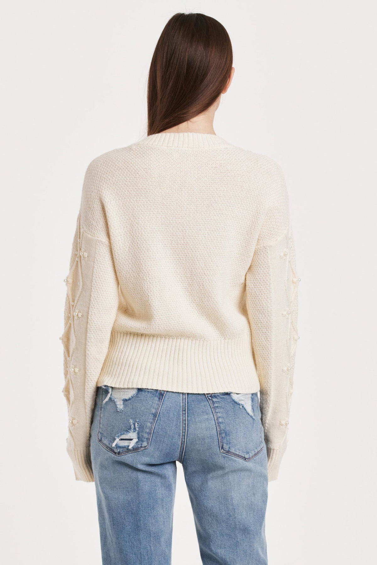 dania-cable-knit-sweater-with-raglan-sleeves-and-pearl-detail-vintage-cream