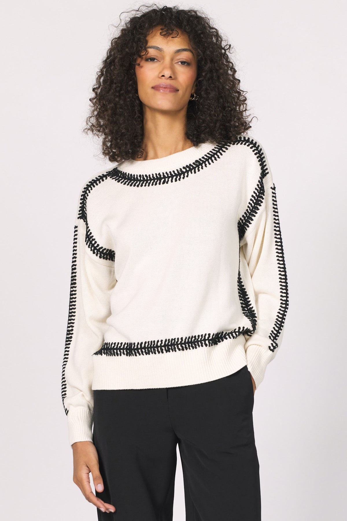 zana-sweater-cream-black-stitch