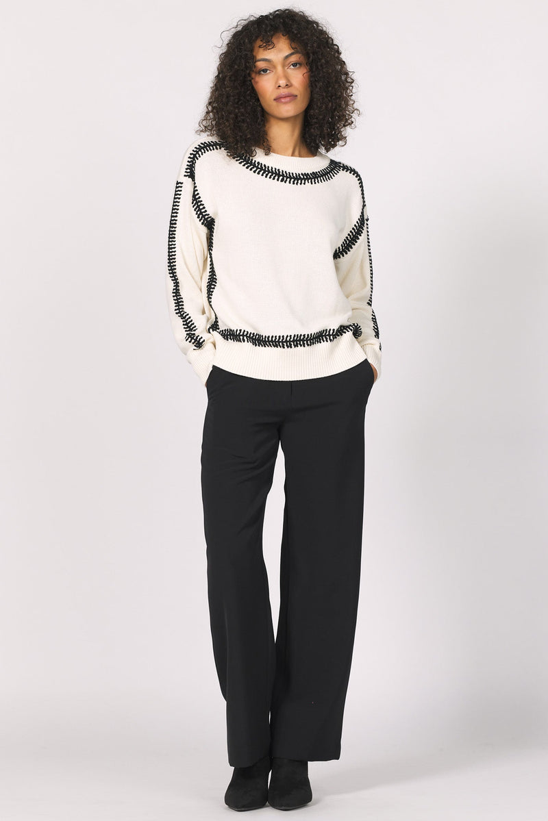 zana-sweater-cream-black-stitch