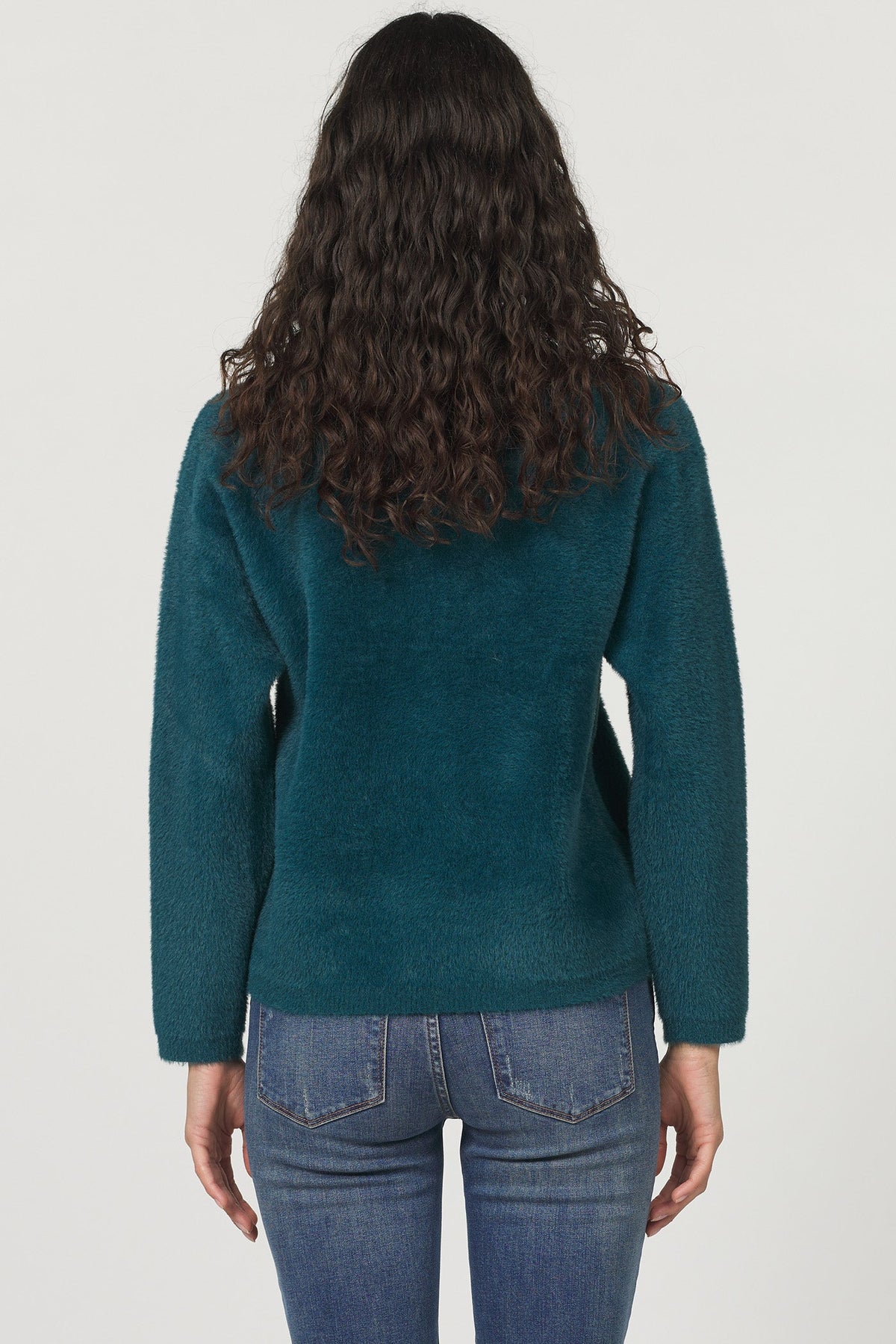 marlina-sweater-2025