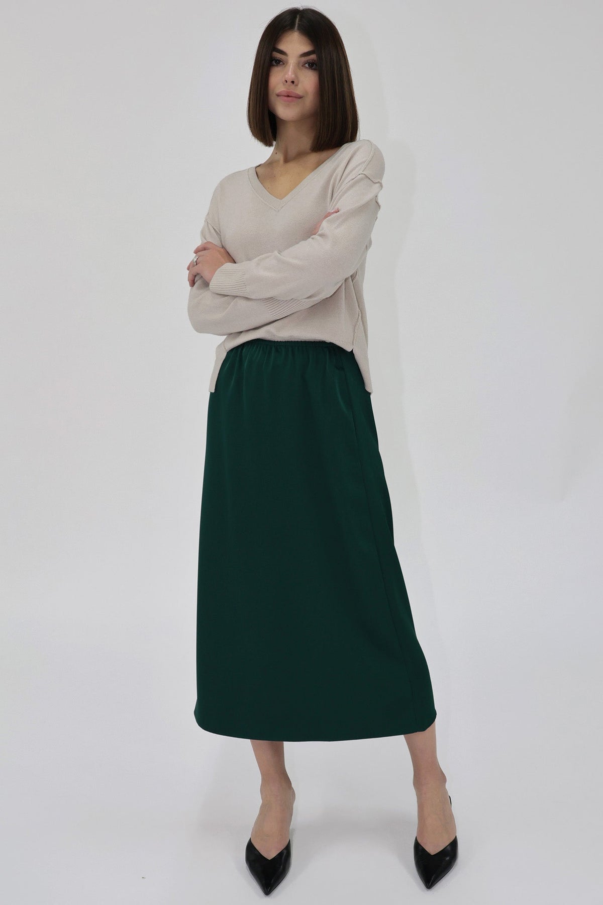 makenzi-sweater-2025