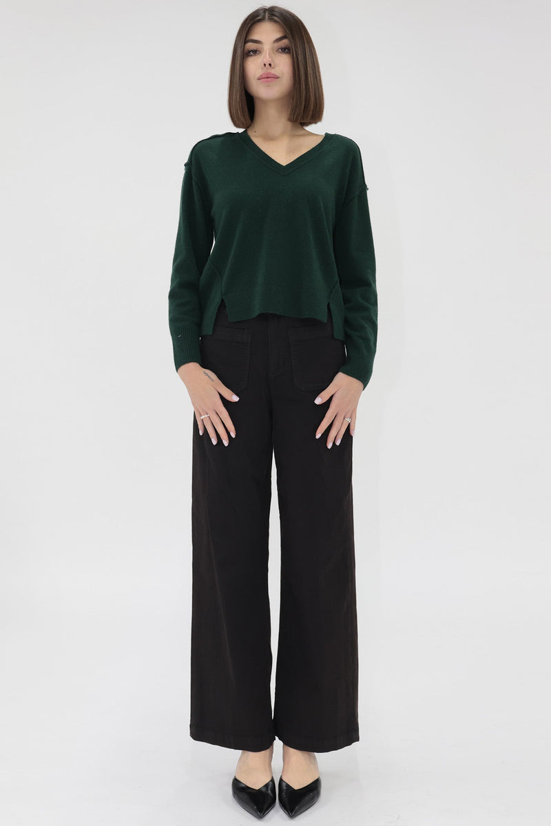 makenzi-sweater-2025