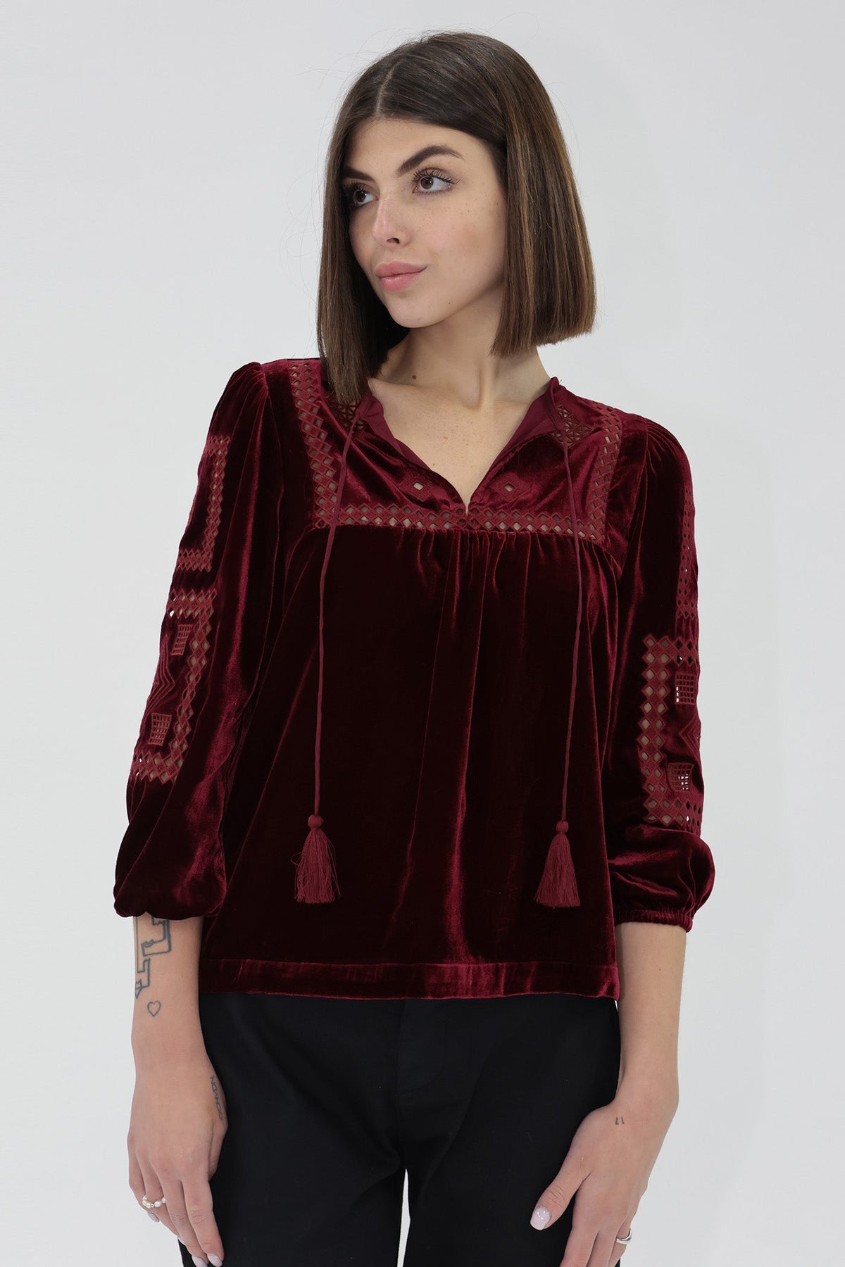 katana-top-velvet-2025