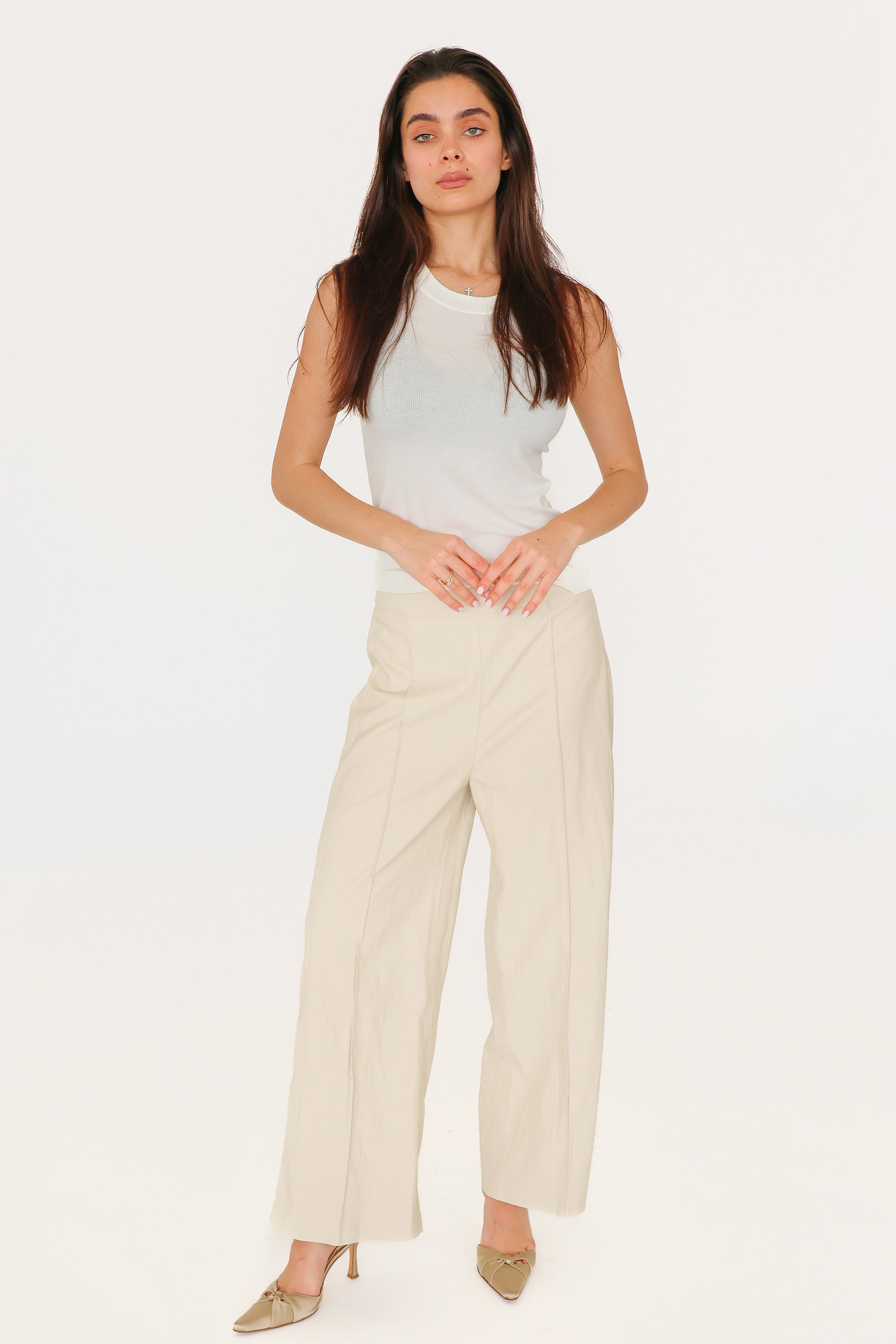 Cropped trousers, powder pink | Intrend