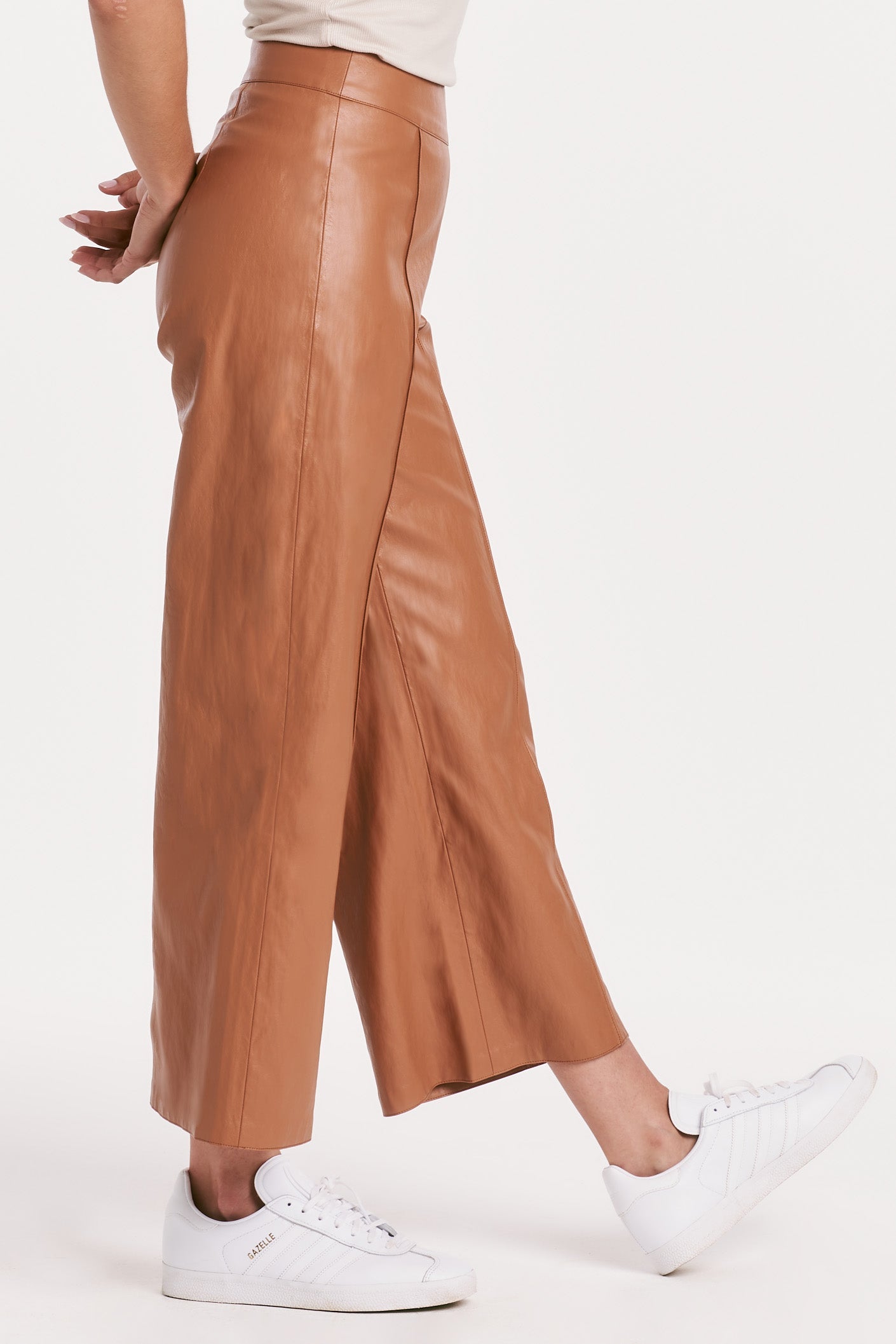 Brown wide leg cropped pants hotsell