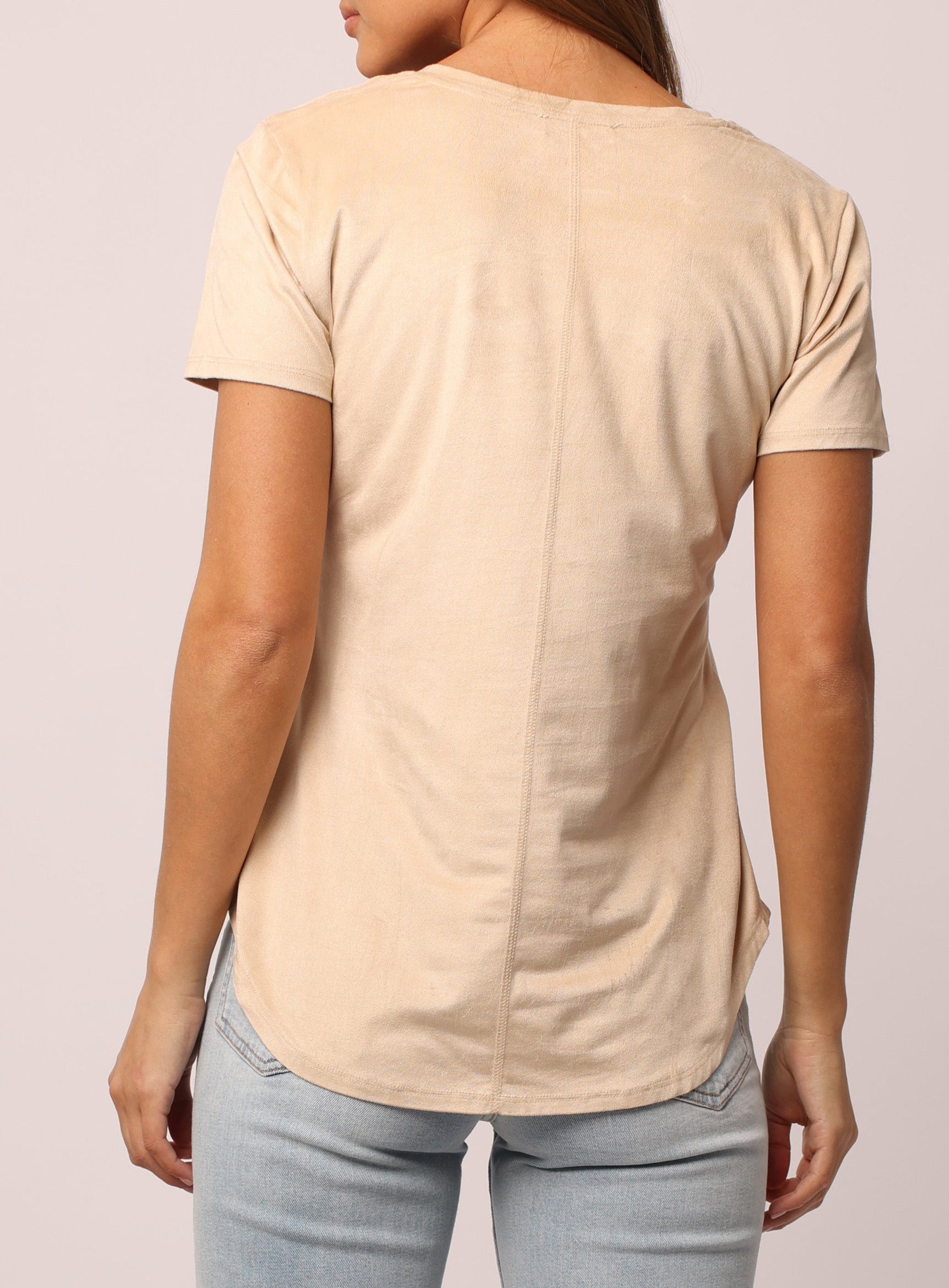 phoenix-v neck-pocket-tee-egret