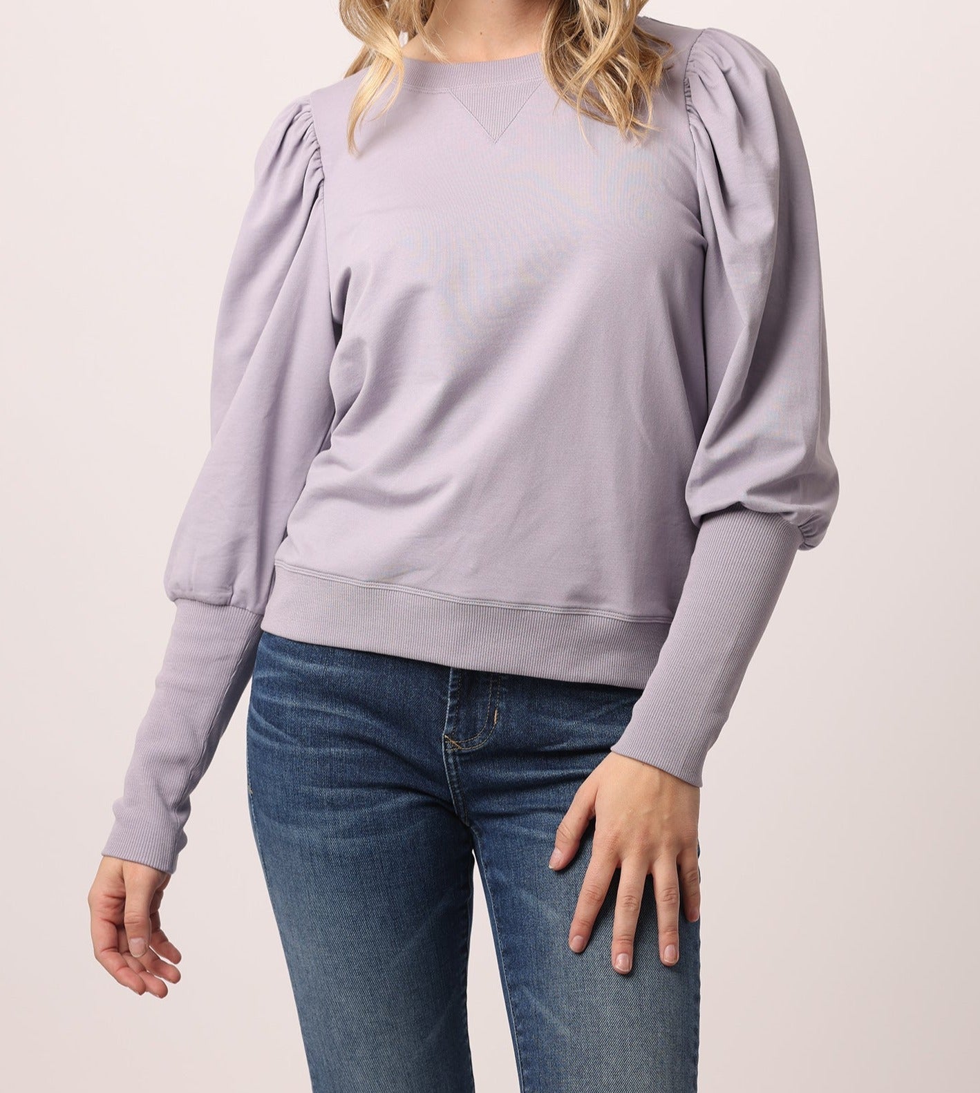 Grey puff hot sale sleeve sweatshirt