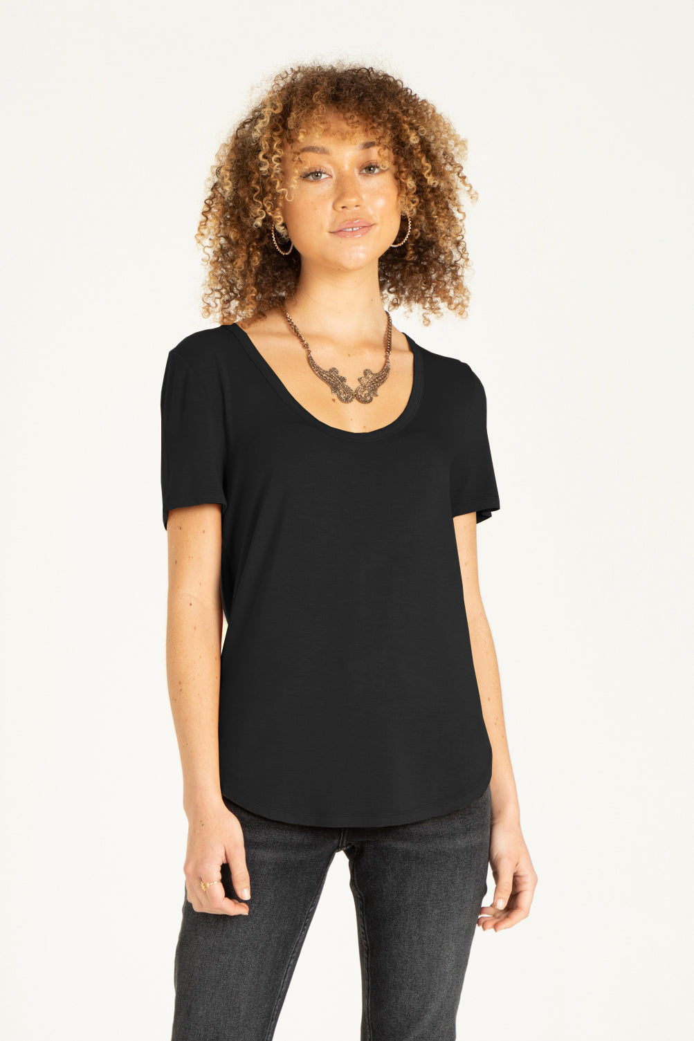 another love clothing - CATALINA OVERLAP SEAM BLACK SCOOP NECK TOP