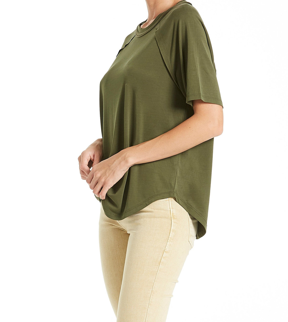 lyric-raglan-sleeve-chive-top