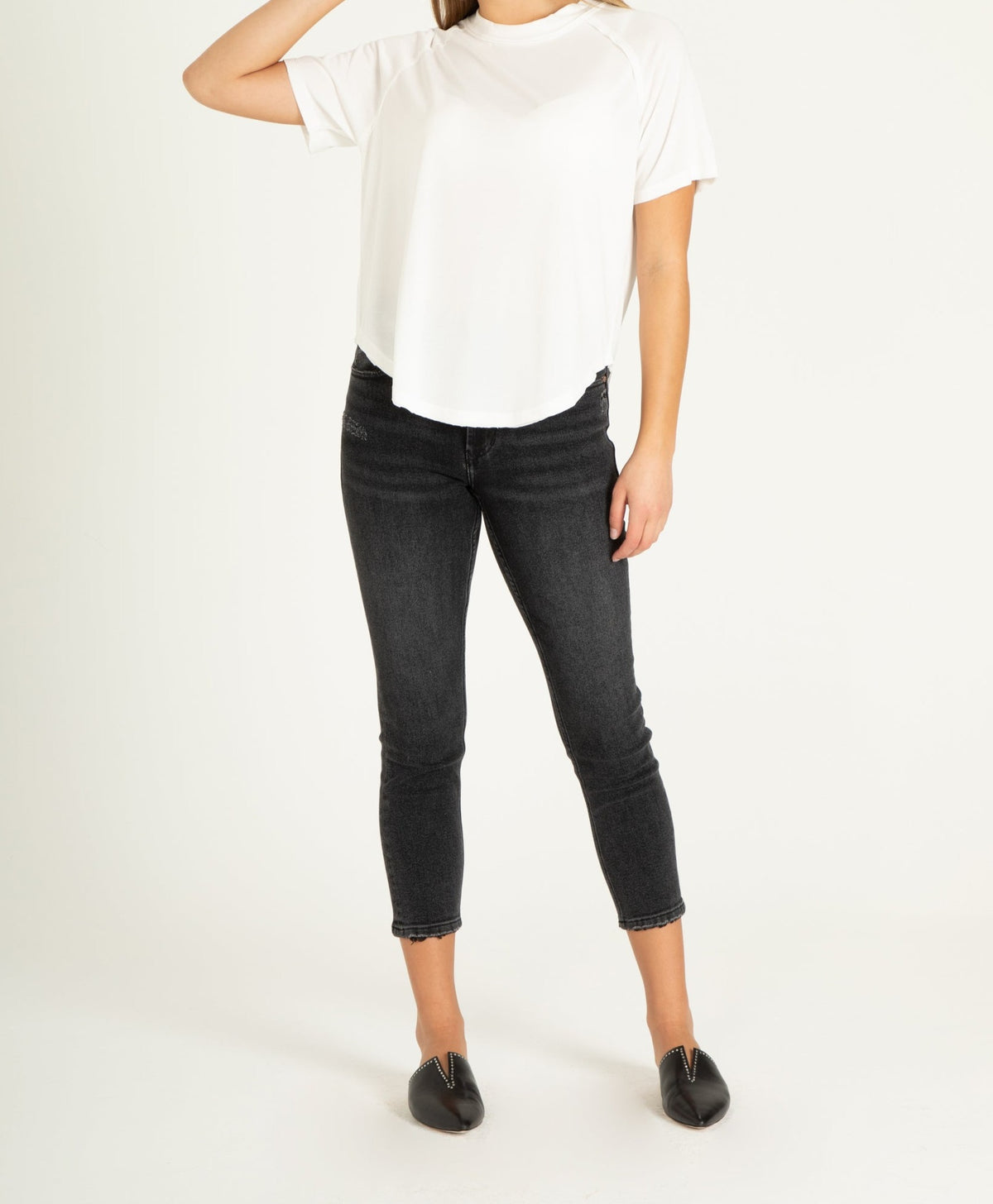 lyric-raglan-sleeve-white-top