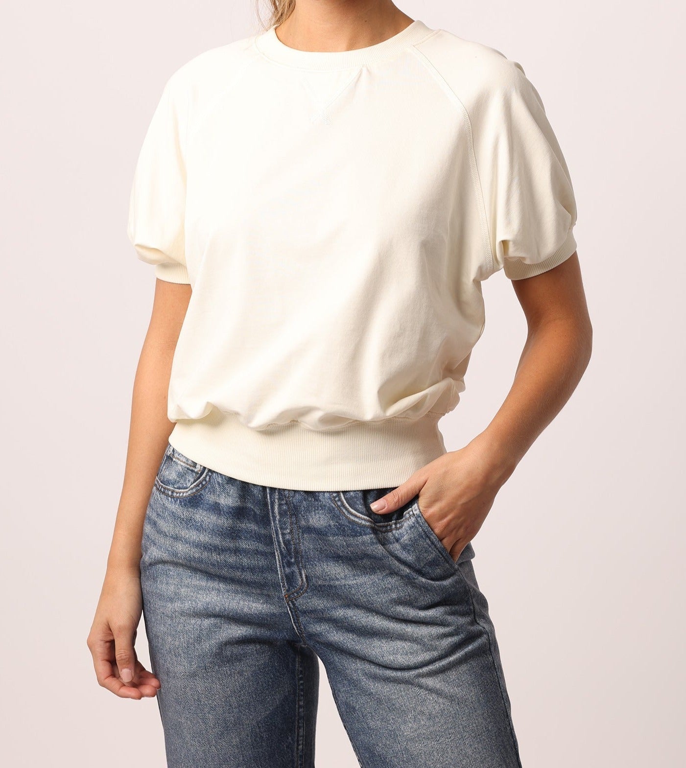 maria-raglan-short-sleeve-sweatshirt-egret