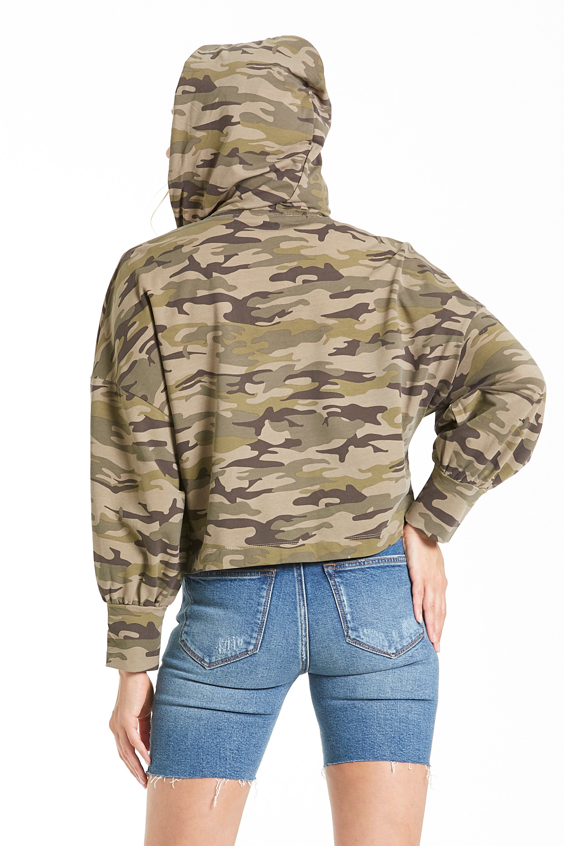 dola-hoodie-vintage-camo-jacket