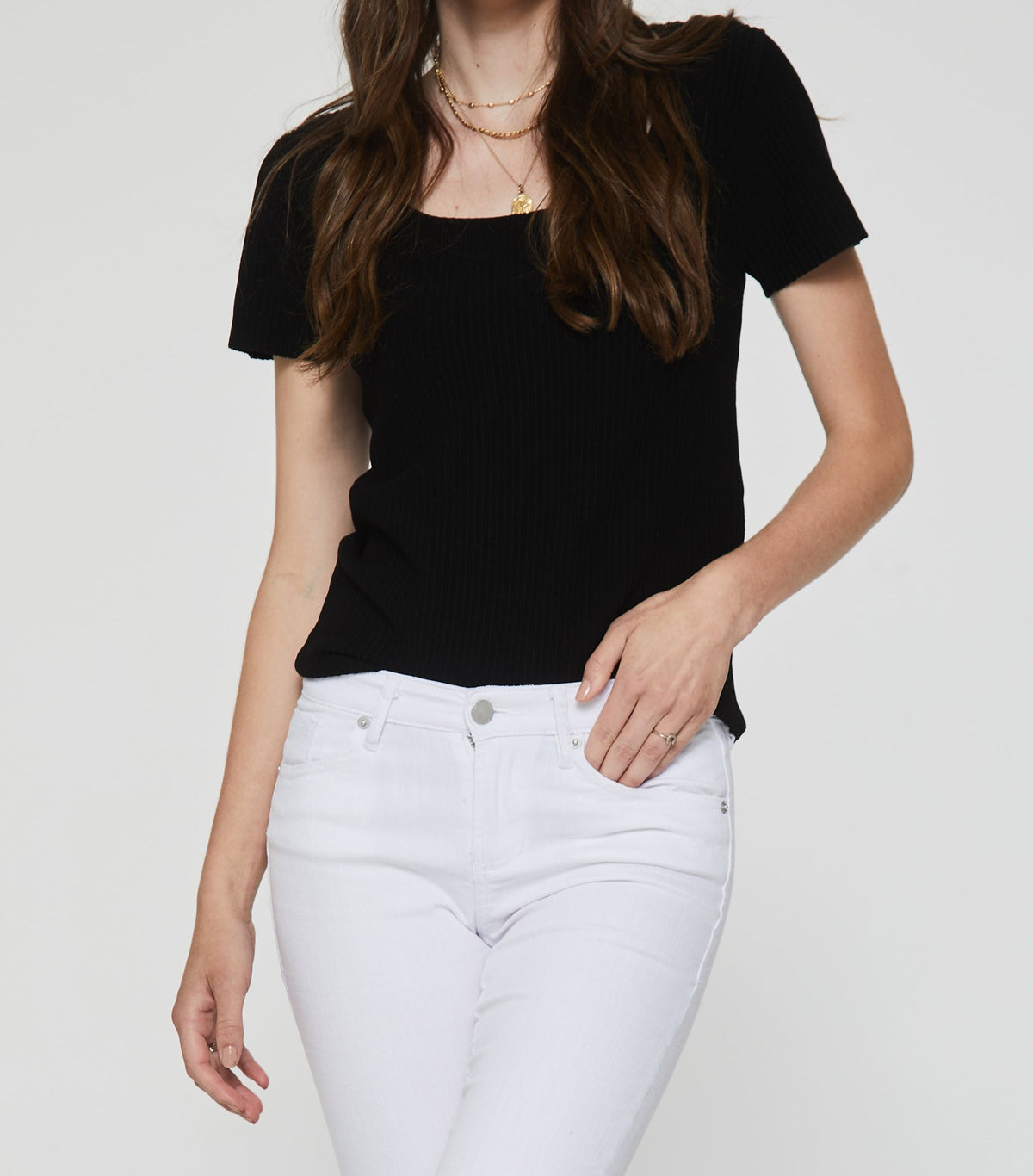 lara-short-sleeve-sweater-black