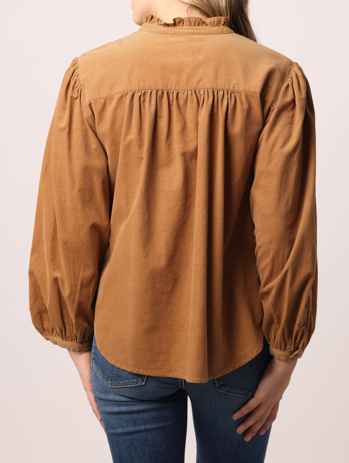 charlote-button-down-top-mocha